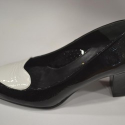 chaussure-relax-escarpin-noir-blanc-vernis